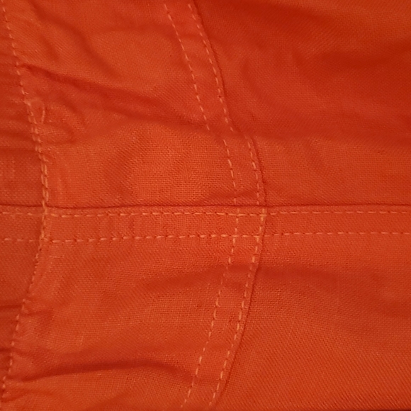 Red Linen Classic Shorts with Details, Size L - Picture 6 of 7